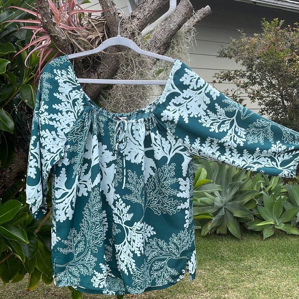 Manuhealii top